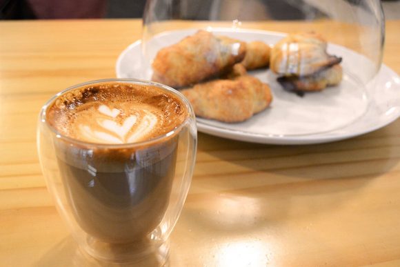 Capuccino en Café Zavalía